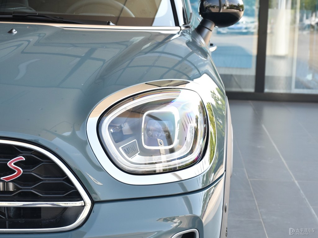 ȼMINI COUNTRYMAN܇^^DƬ