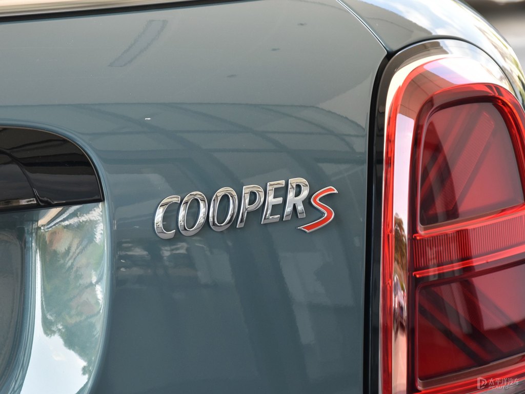 ȼMINI COUNTRYMAN܇(ch)β^DƬ