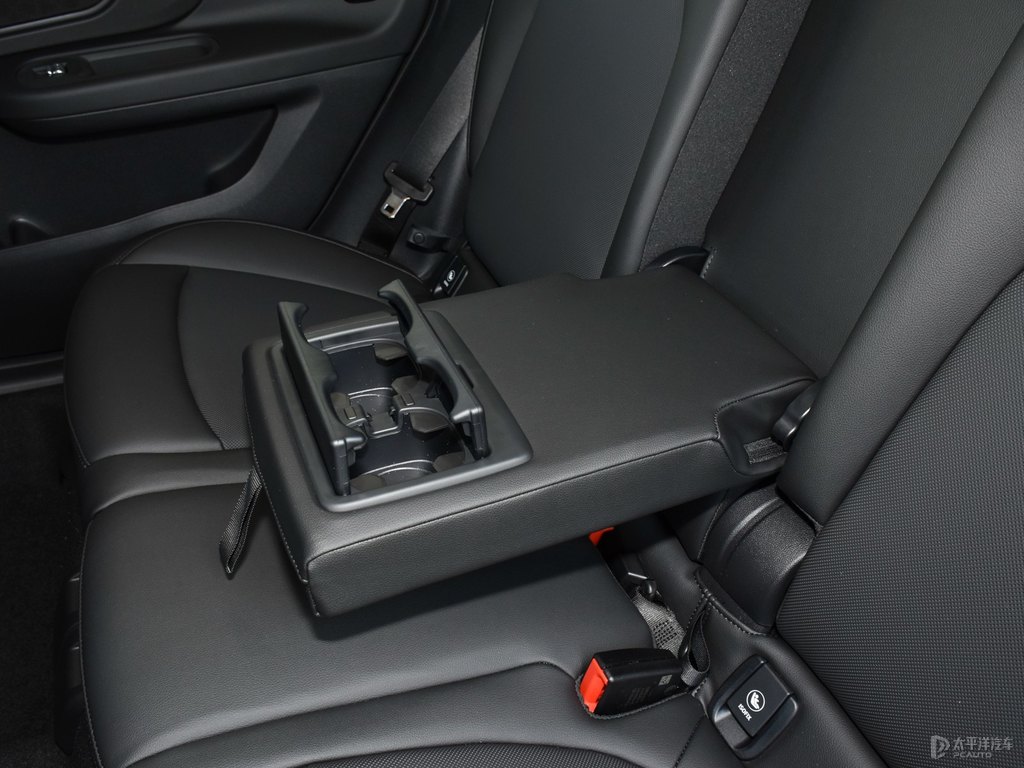 ȼMINI COUNTRYMAN΃(ni)DƬ