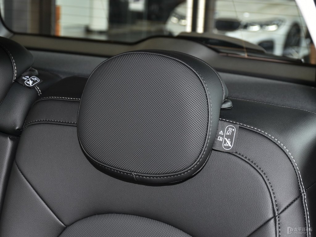 ȼMINI COUNTRYMAN΃(ni)DƬ