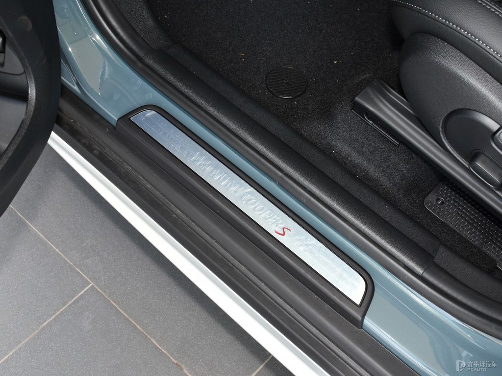 ȼMINI COUNTRYMAN܇DƬ