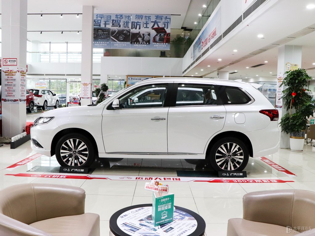 珍珠白歐藍德整車外觀外觀圖片