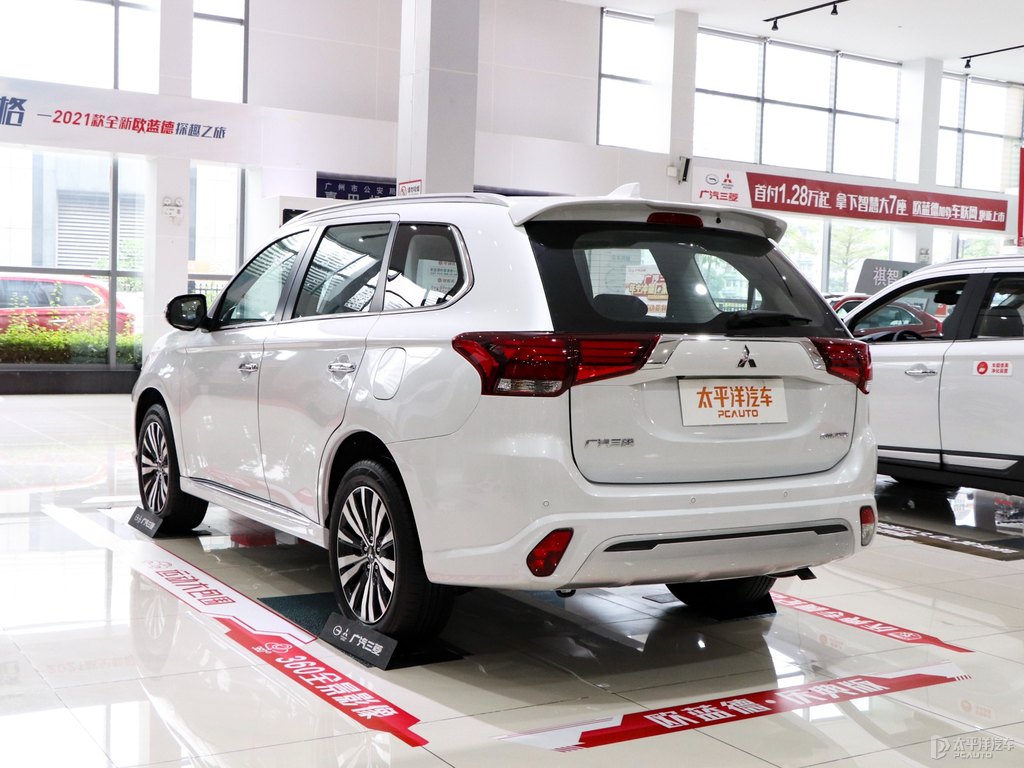 珍珠白歐藍(lán)德整車外觀外觀圖片