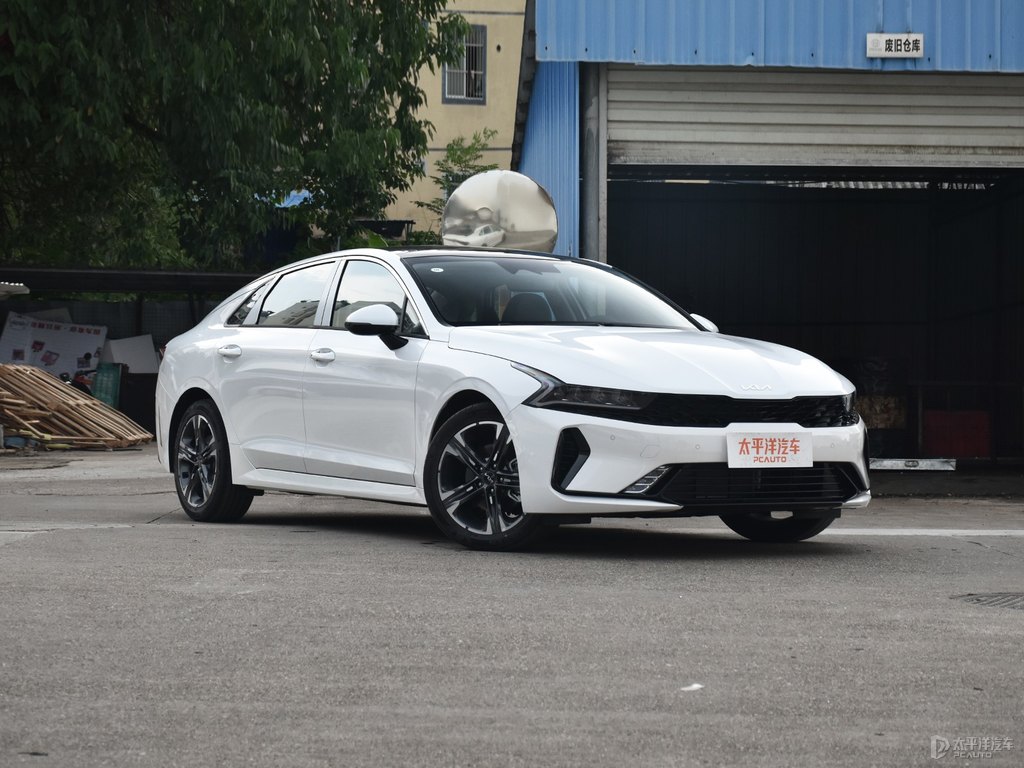 珍珠白起亞K5凱酷整車外觀外觀圖片