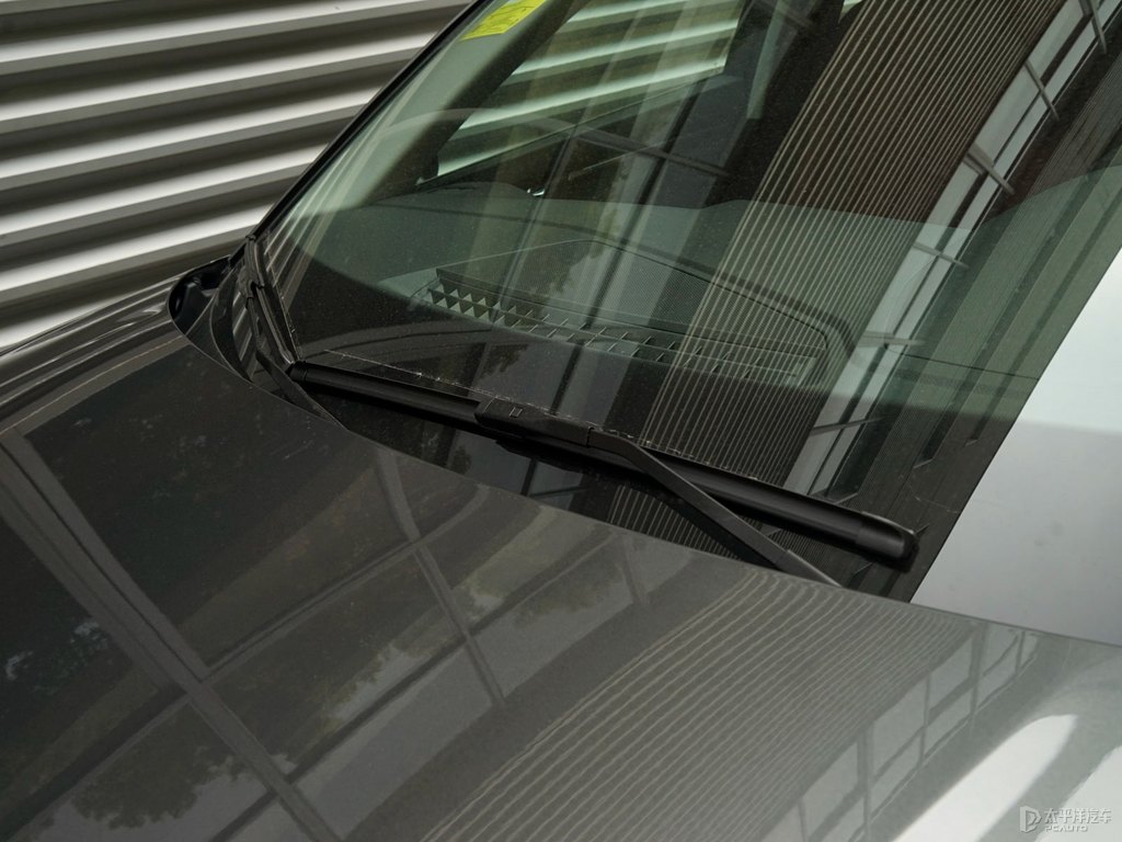 ƻҊWQ3 Sportback܇^DƬ
