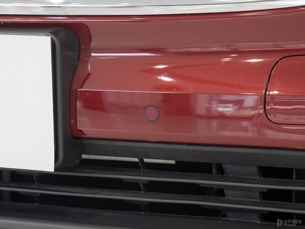 星鉆紅漢蘭達(dá)車頭外觀圖片