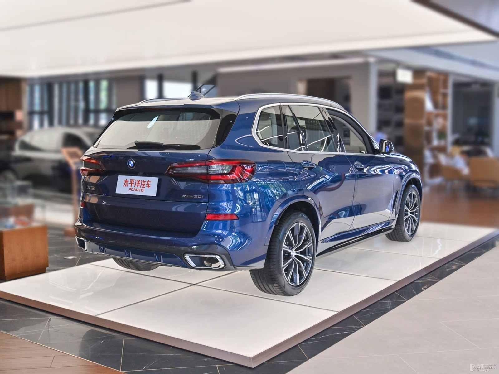 量子藍(lán)寶馬X5(進(jìn)口)整車外觀外觀圖片