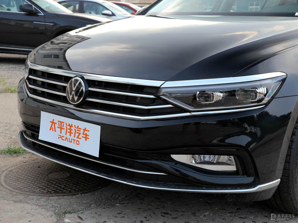 幻影黑邁騰車頭外觀圖片