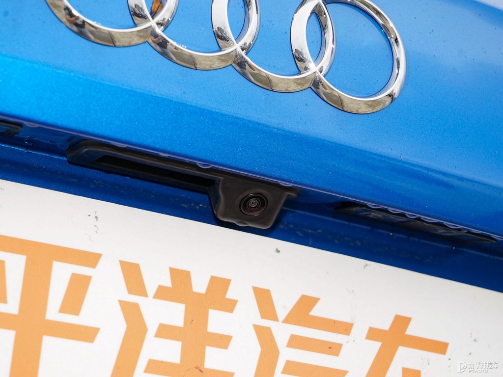 奧迪Q2L車尾外觀圖片