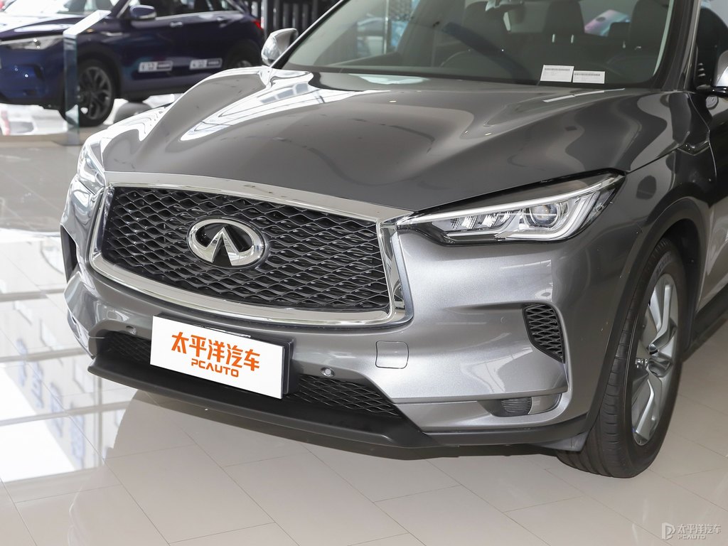 水亮銀英菲尼迪QX50車頭外觀圖片