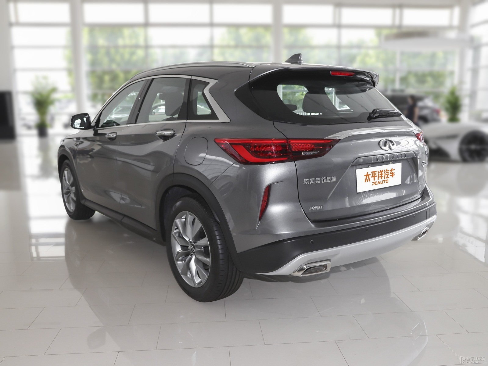 水亮銀英菲尼迪QX50整車外觀外觀圖片
