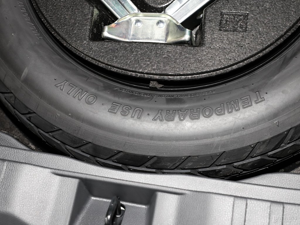 珍珠白RAV4榮放細節(jié)其它細節(jié)圖片