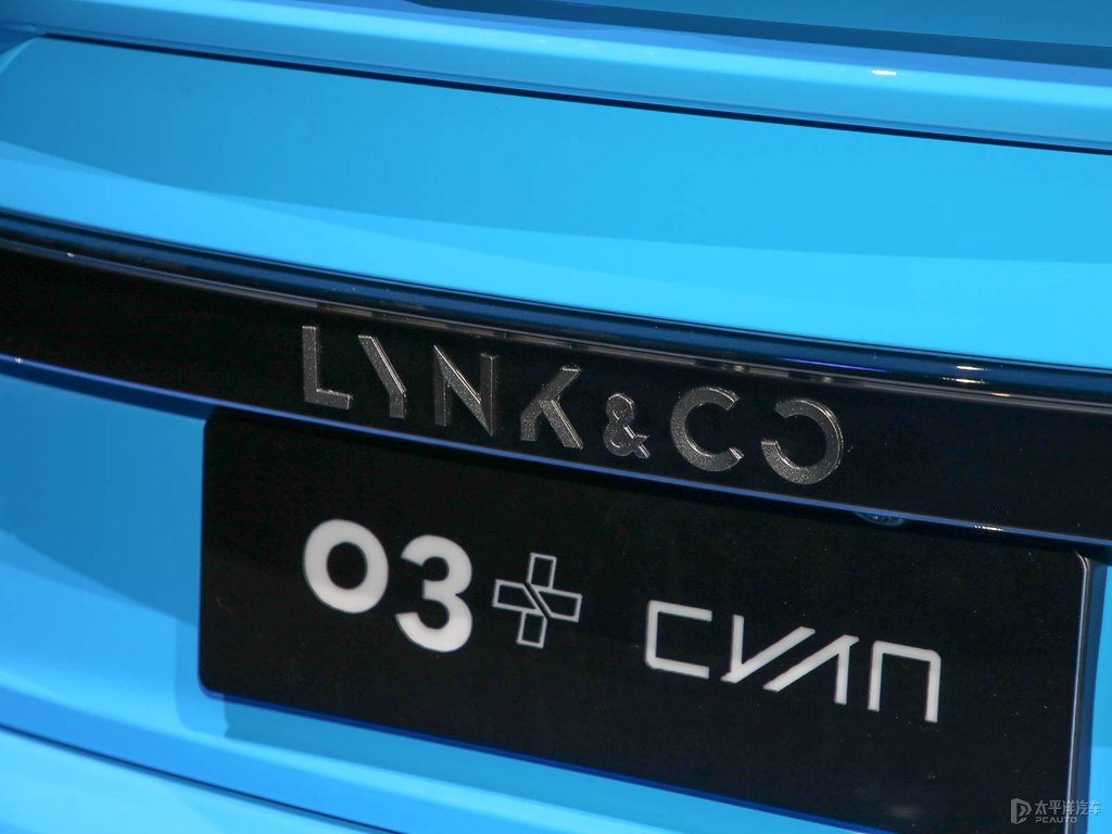 領(lǐng)克03圖片