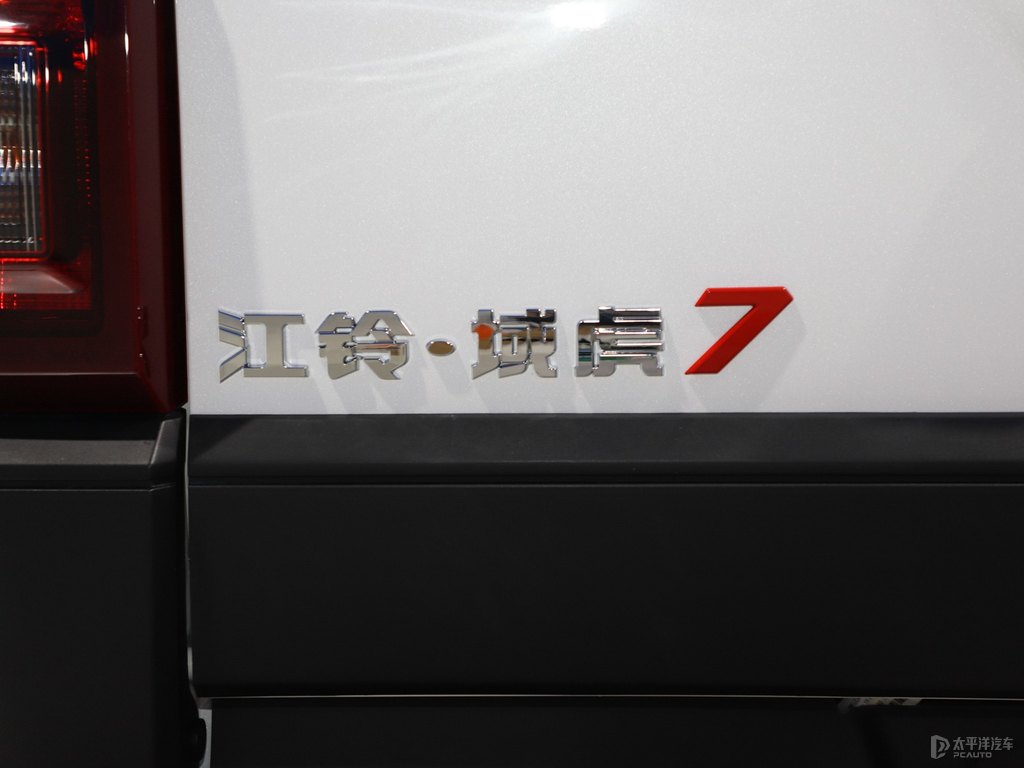 7DƬ