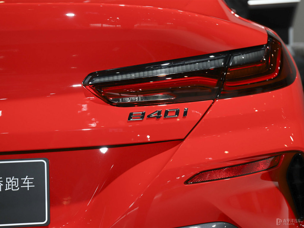 R8ϵDƬ