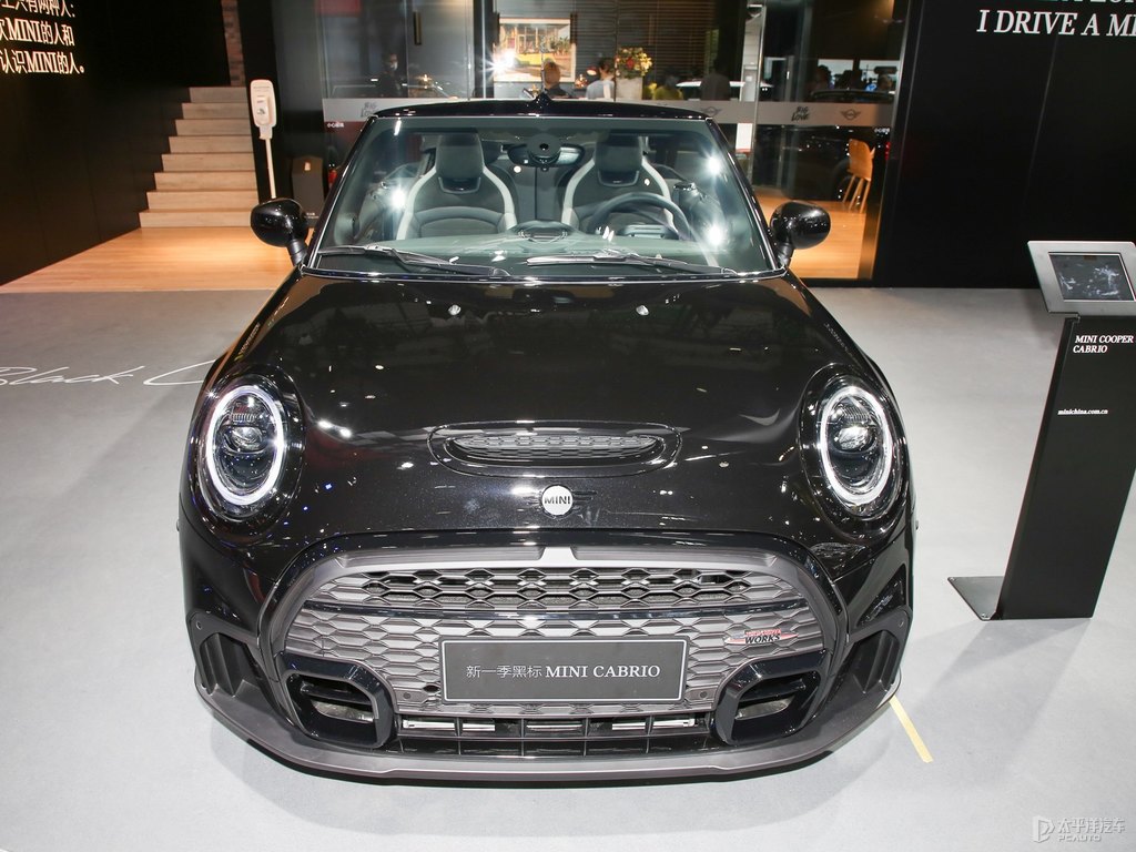 MINI CABRIODƬ