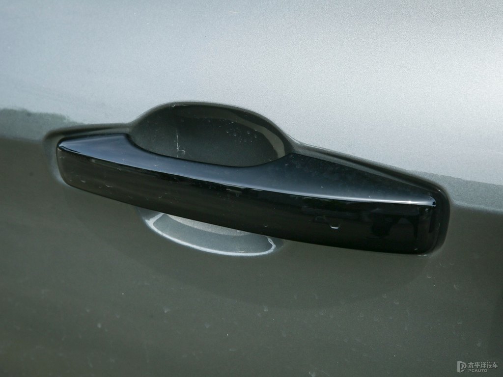 灰領(lǐng)克03車身外觀圖片