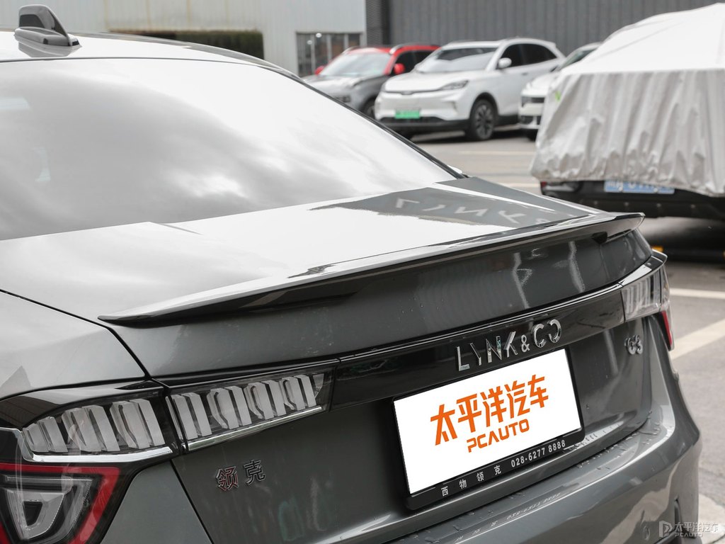 灰領(lǐng)克03車尾外觀圖片