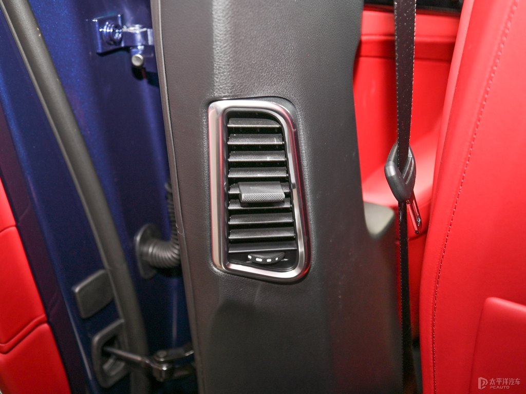 龍膽藍(lán)Panamera車廂內(nèi)飾圖片