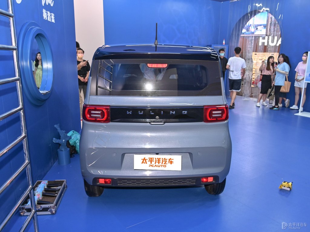 黑色+梅洛藍(lán)宏光MINIEV整車外觀外觀圖片