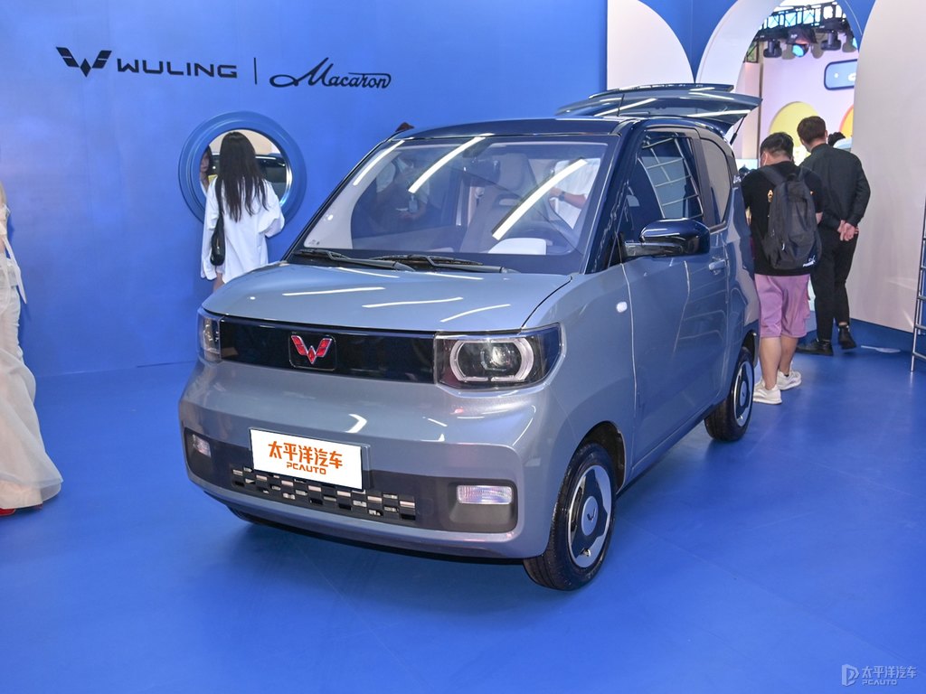黑色+梅洛藍(lán)宏光MINIEV整車外觀外觀圖片