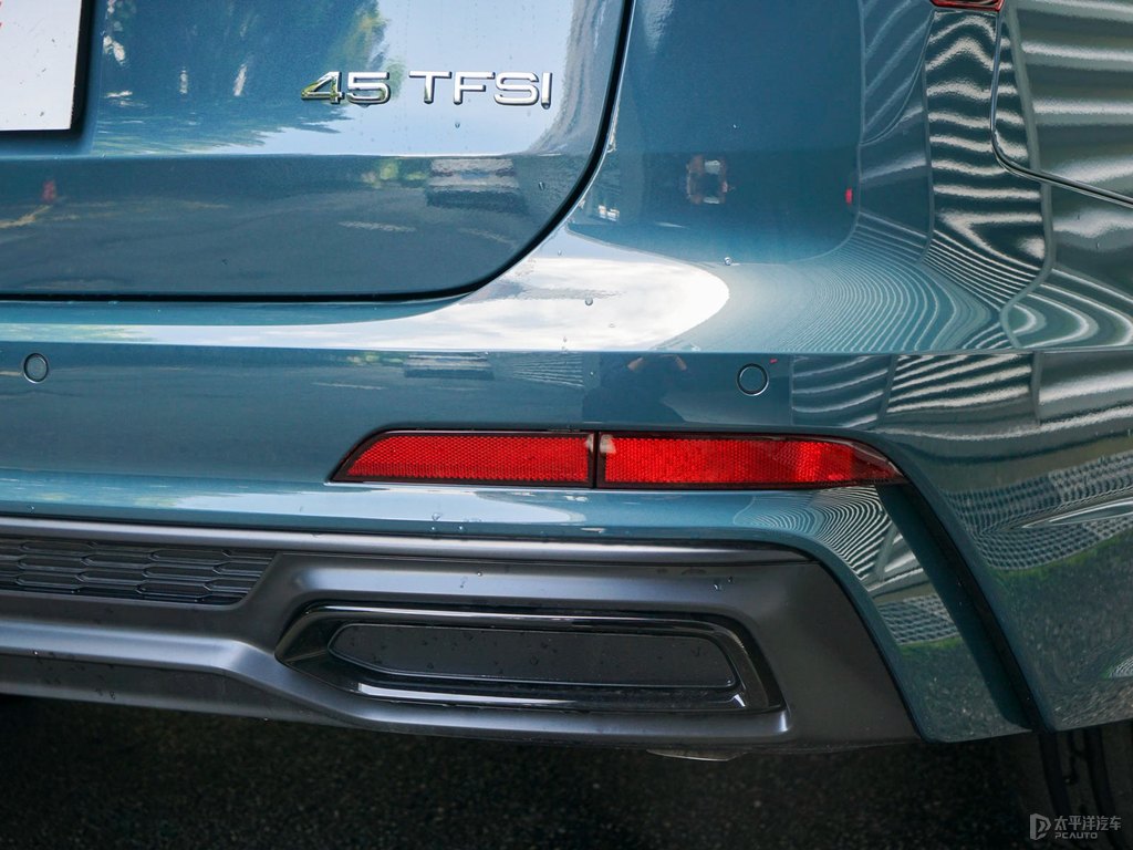 奧迪A6(進(jìn)口)車尾外觀圖片