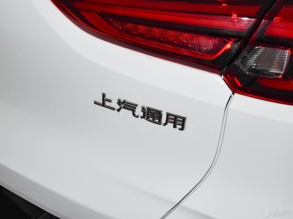 雪域白昂科拉車尾外觀圖片