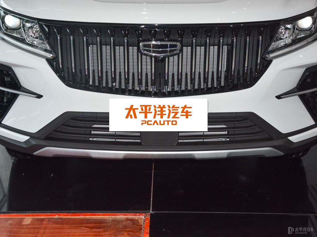 漢玉白遠(yuǎn)景X6車頭外觀圖片