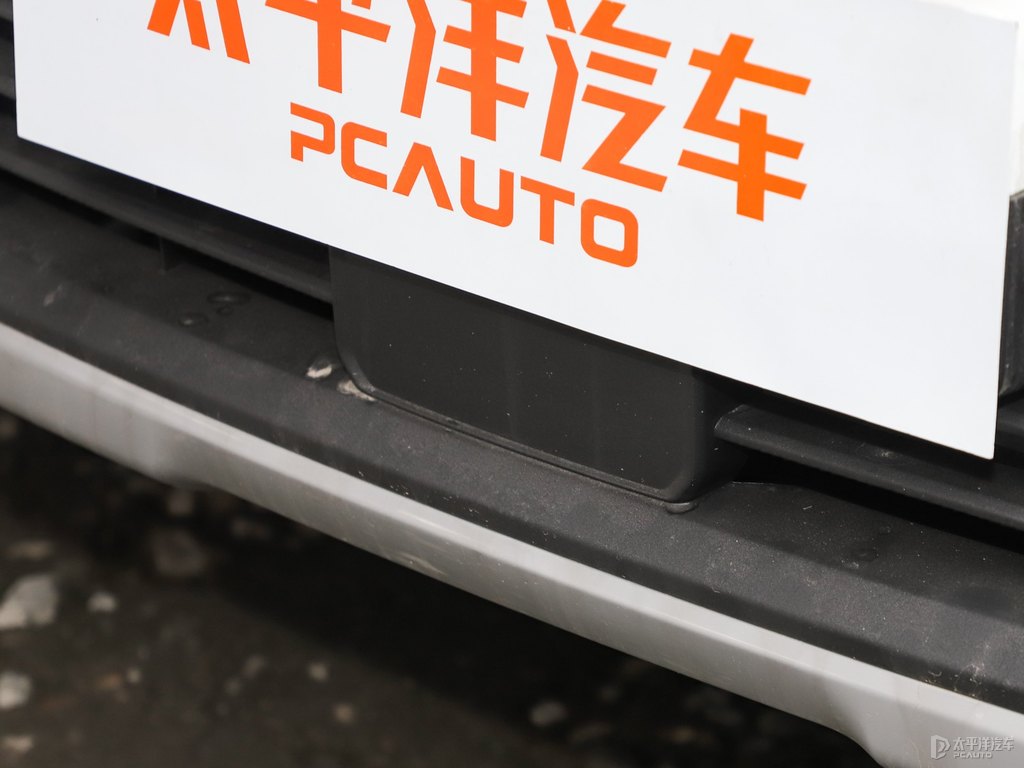 漢玉白遠(yuǎn)景X6車頭外觀圖片