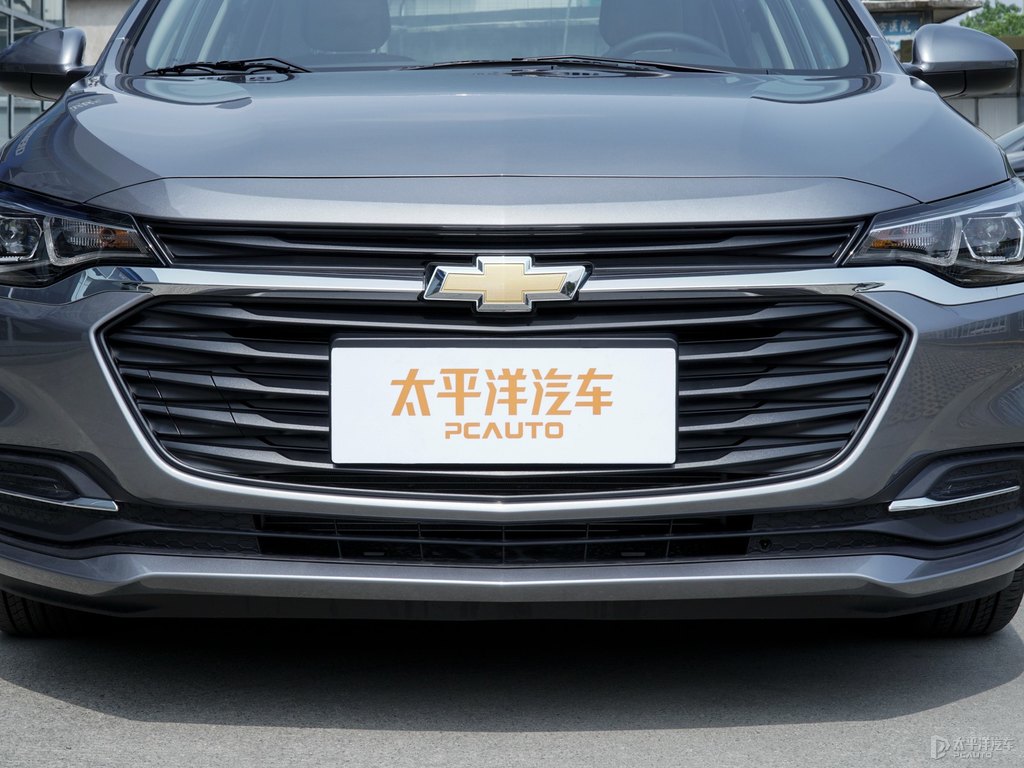 高冷灰科魯澤車頭外觀圖片