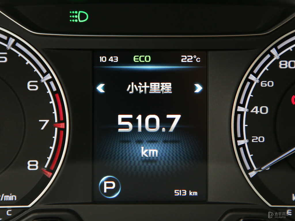 鈦金灰遠(yuǎn)景X6中控內(nèi)飾圖片