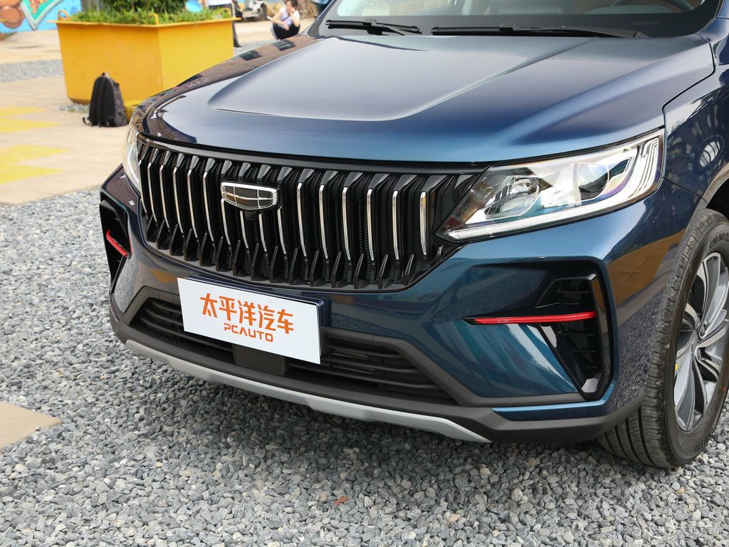 墨黛藍(lán)遠(yuǎn)景X6車(chē)頭外觀圖片