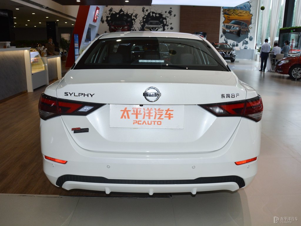 珠光白軒逸整車外觀外觀圖片