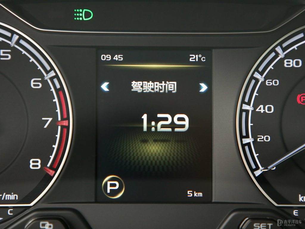墨玉黑遠景X6中控內(nèi)飾圖片