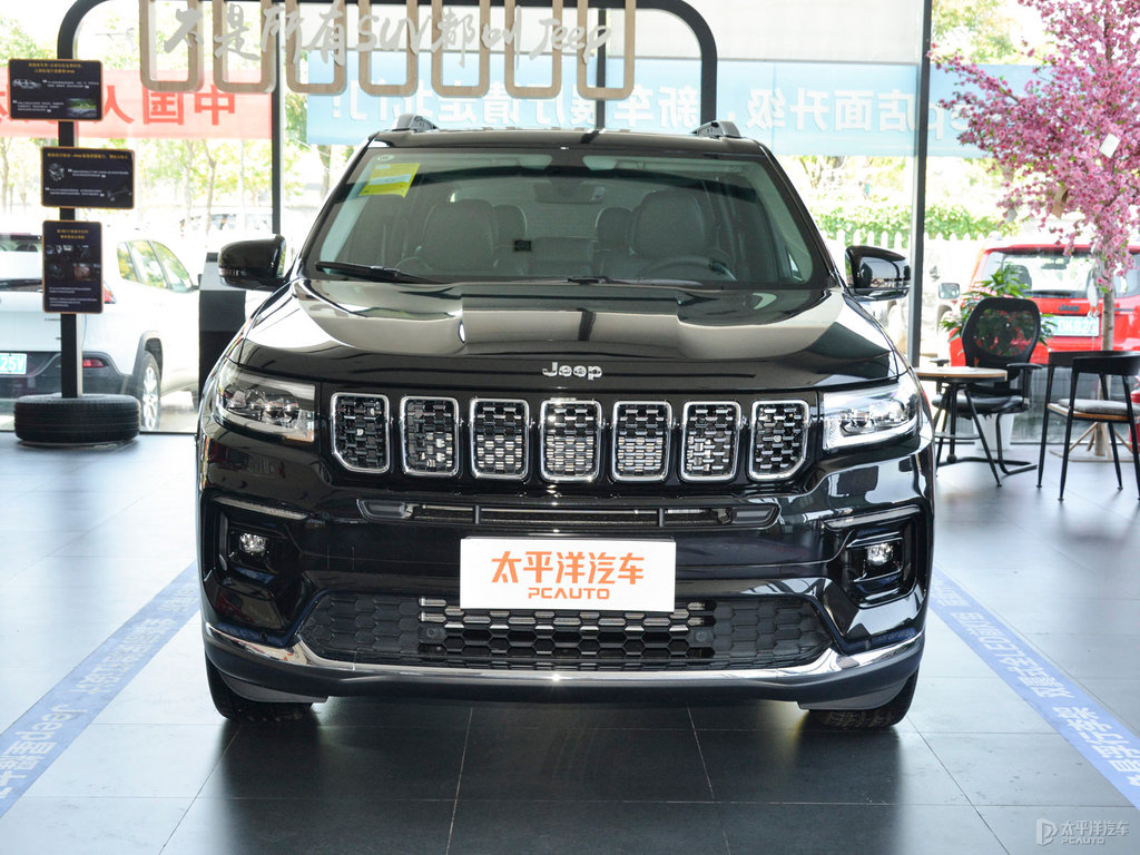 北極黑大指揮官整車外觀外觀圖片
