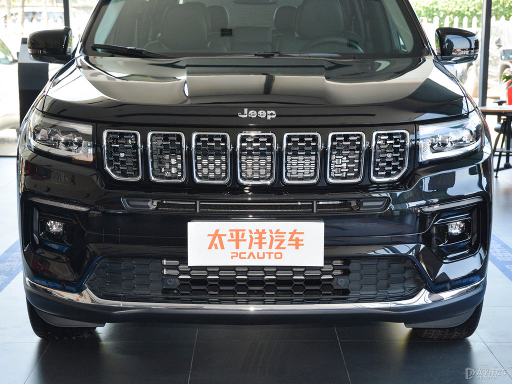 北極黑大指揮官車頭外觀圖片