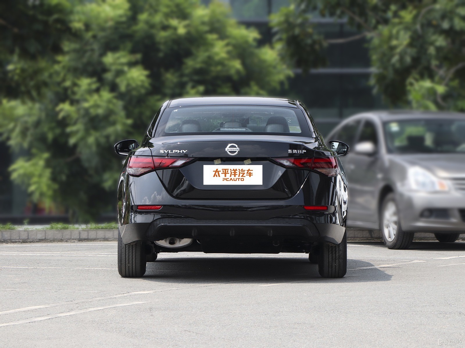 曜石黑軒逸整車外觀外觀圖片