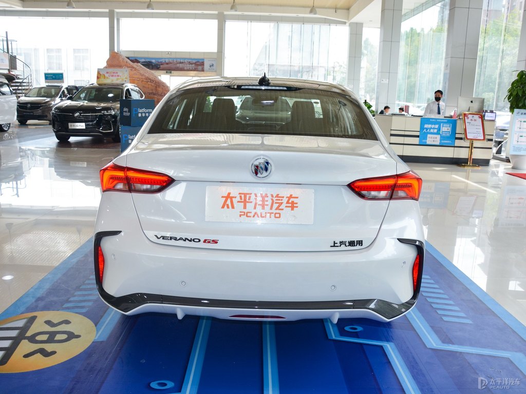 太空白威朗整車外觀外觀圖片