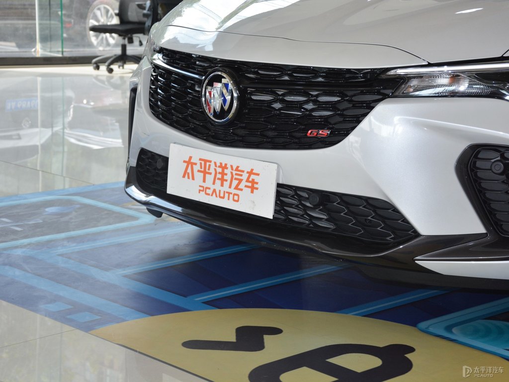 太空白威朗車頭外觀圖片