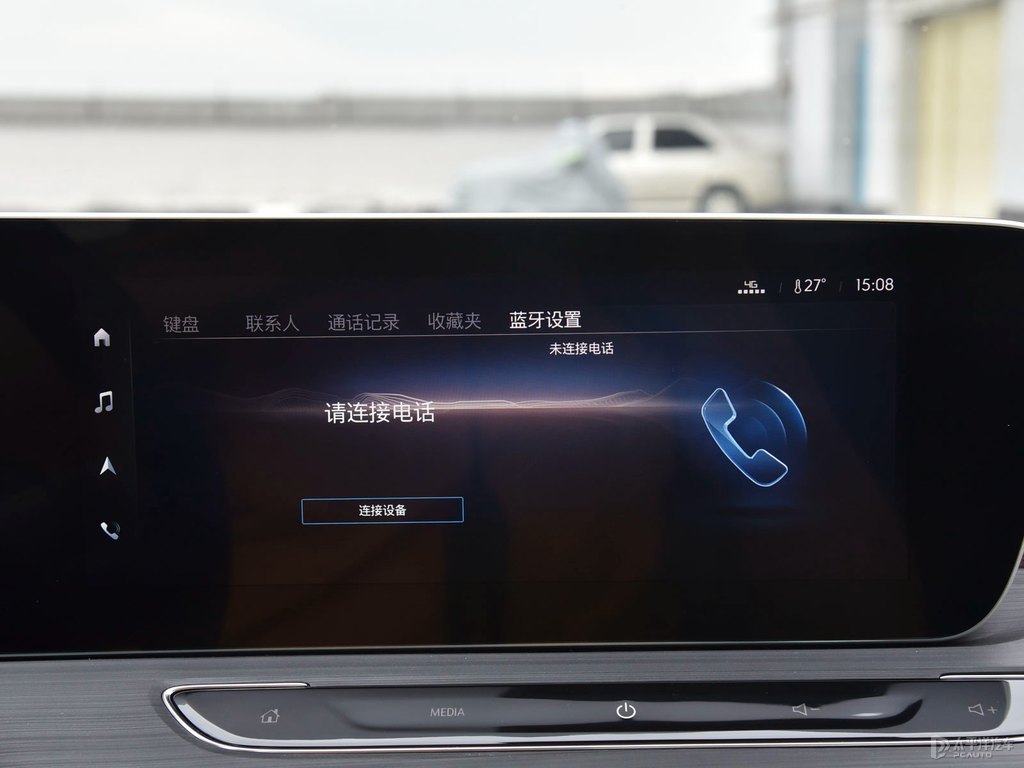 星云白威朗中控內(nèi)飾圖片