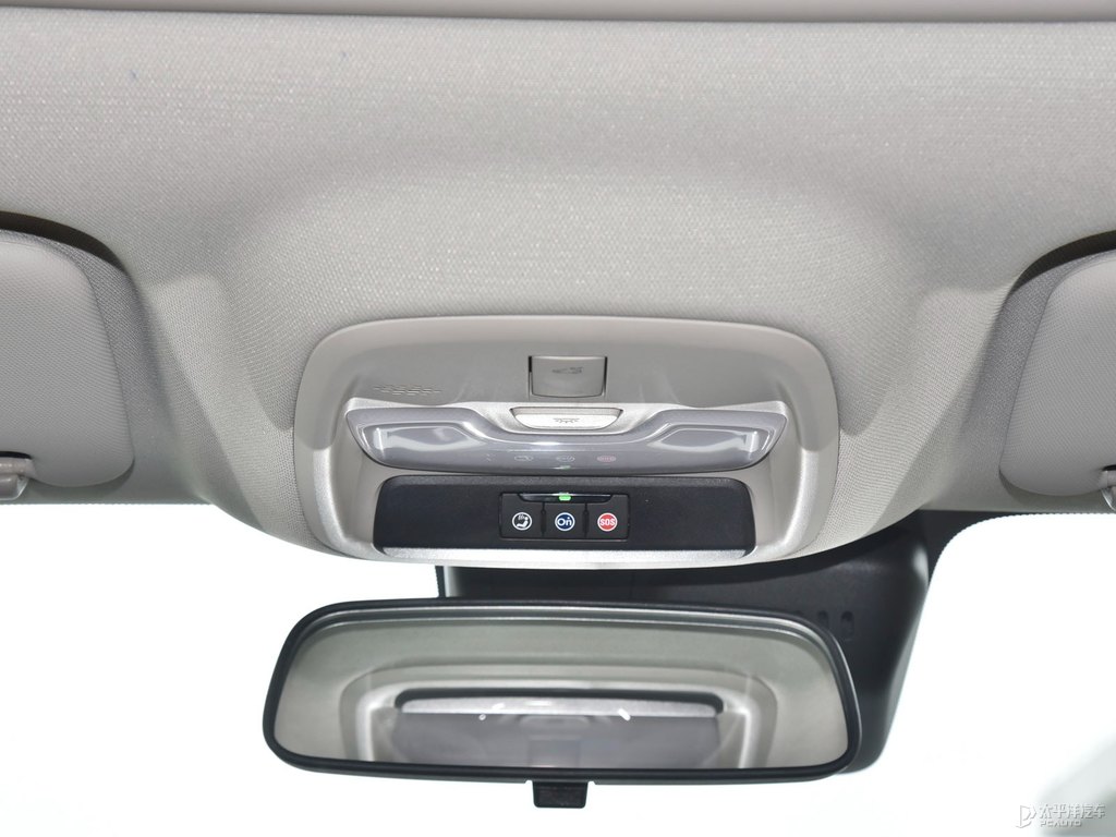 星云白威朗車廂內(nèi)飾圖片