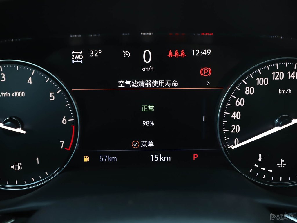 墨玉黑昂科威中控內飾圖片