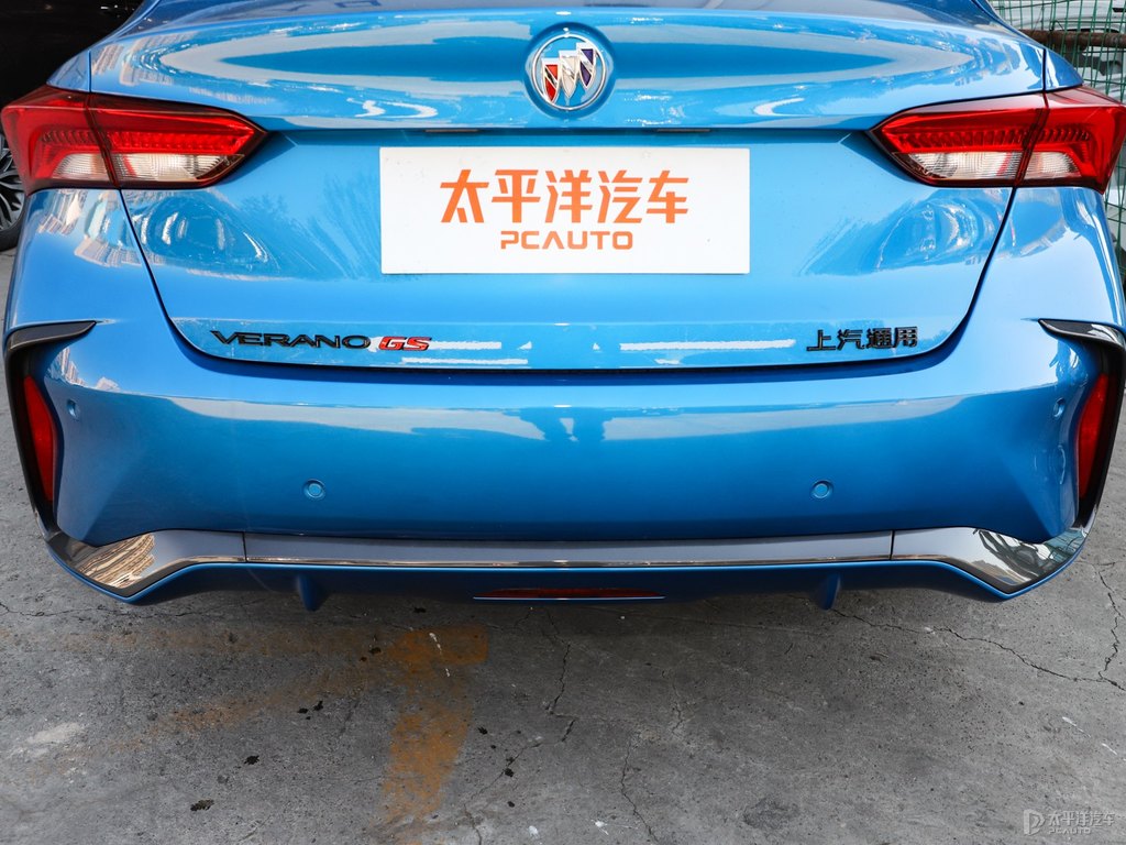 光年藍威朗車尾外觀圖片