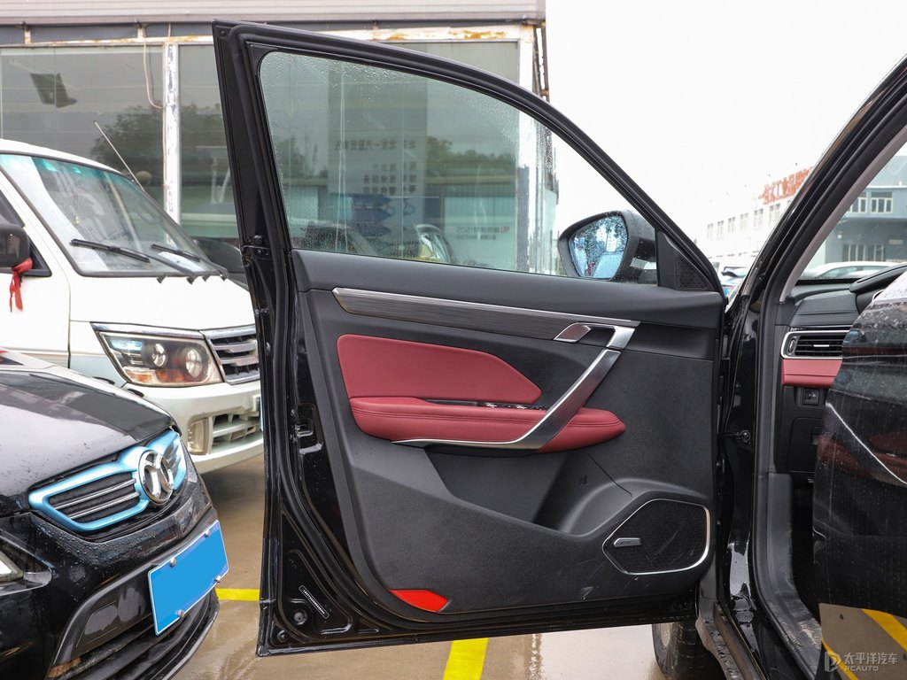神隱黑博越車廂內(nèi)飾圖片