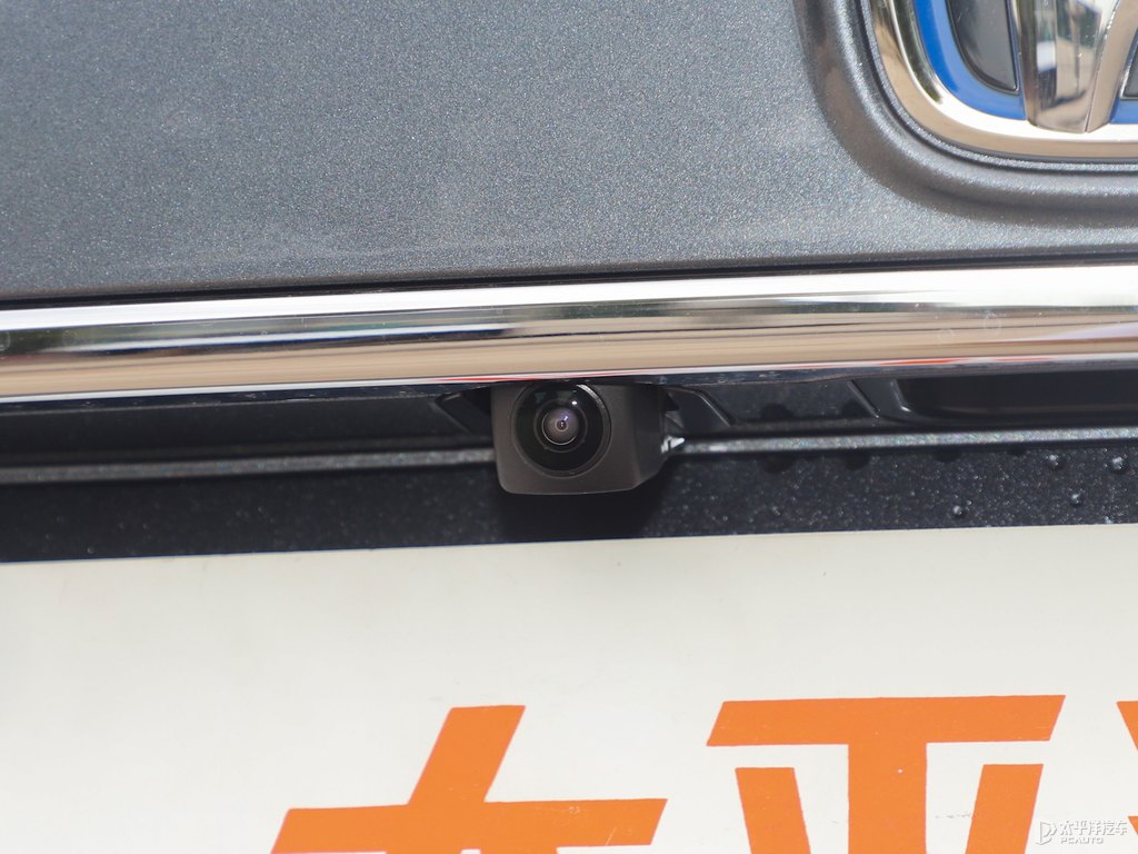 極夜流銀雅閣車尾外觀圖片