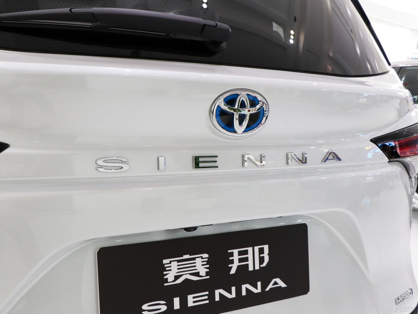 賽那SIENNA外觀高清大圖