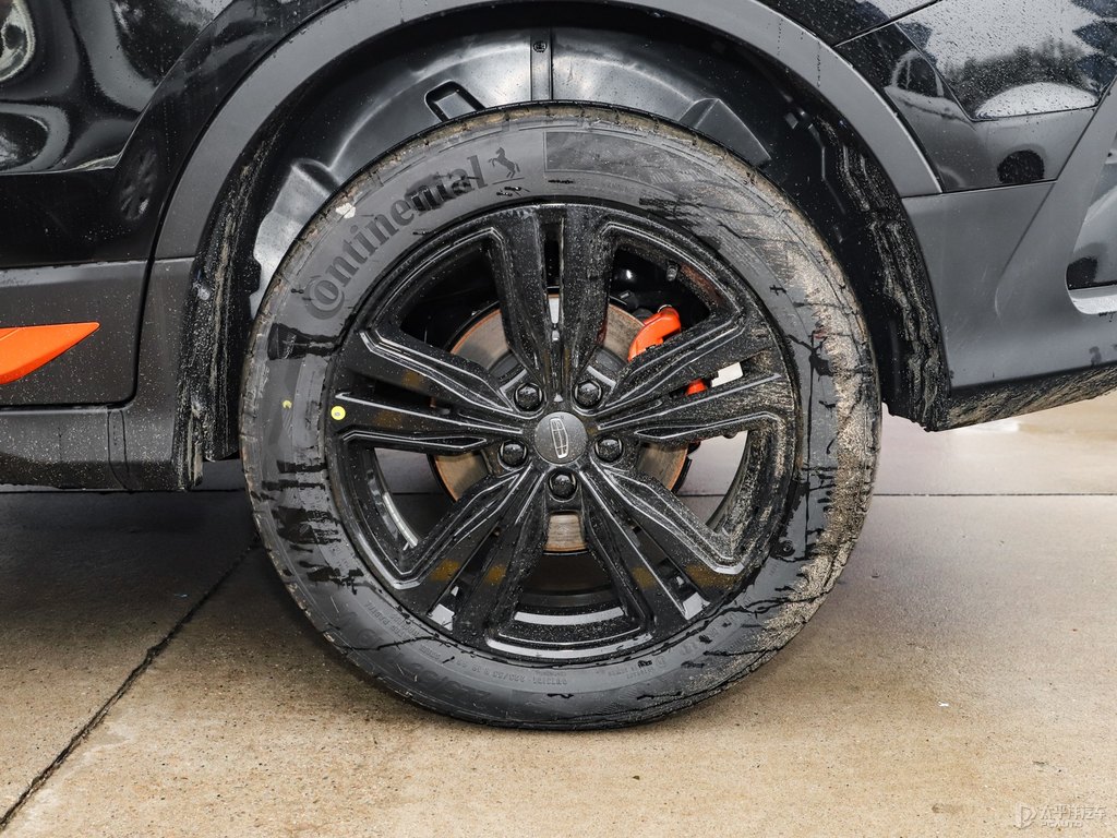 神隱黑博越車身外觀圖片