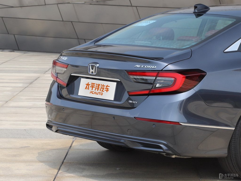 威尼斯藍(lán)雅閣車尾外觀圖片