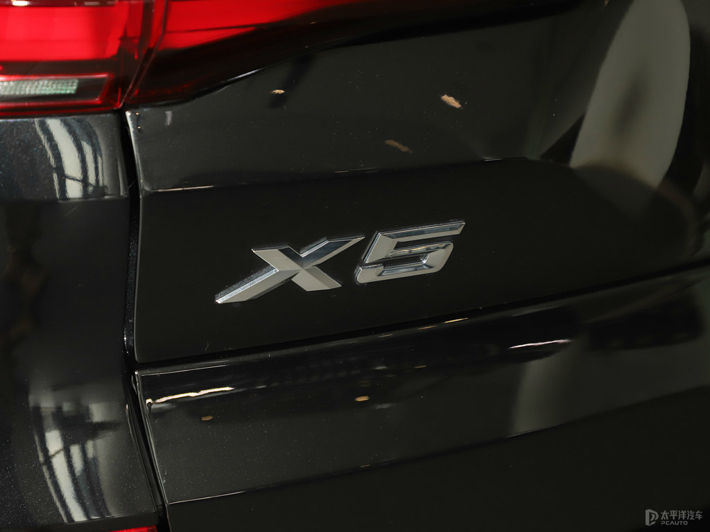 寶石青寶馬X5(進(jìn)口)車尾外觀圖片