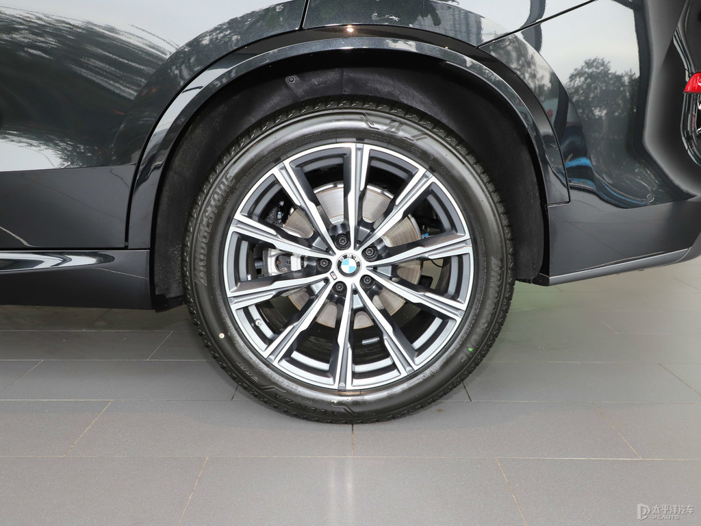 寶石青寶馬X5(進(jìn)口)車身外觀圖片